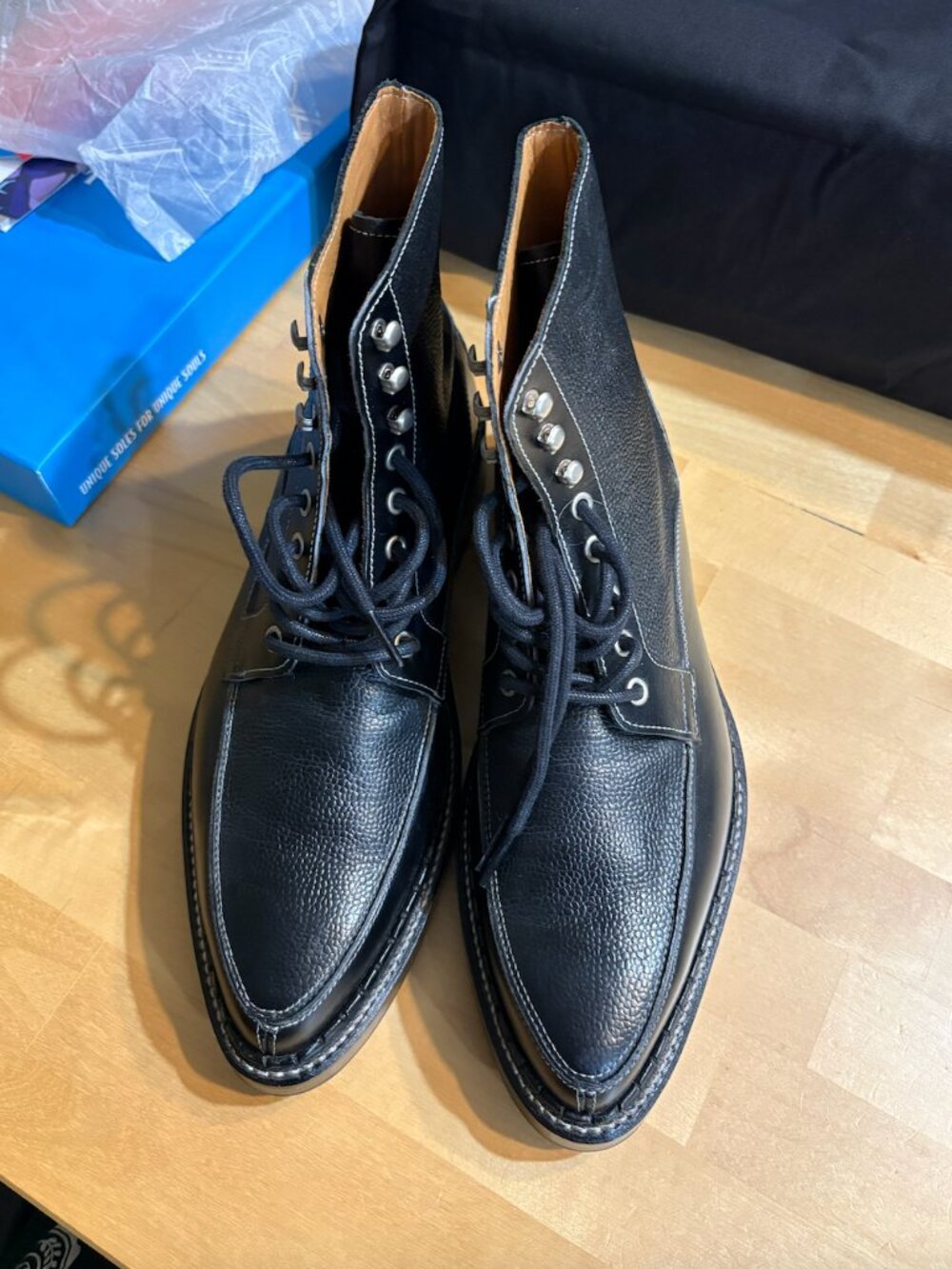 Fluevog Bayley Boots EUC Like New w/ Box
